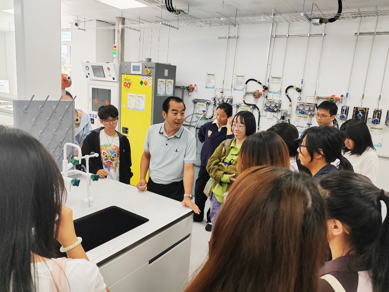 东北首家高校EHS实验室教育实践体验中心正式建成(图2) 东北首家高校EHS实验室教育实践体验中心正式建成(图2)